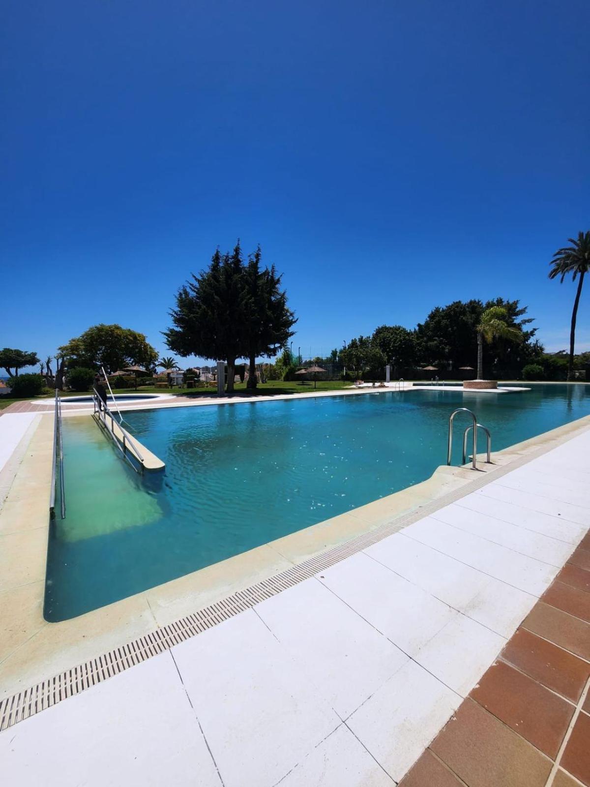 Estudio Melmar En Playamar Torremolinos Buitenkant foto
