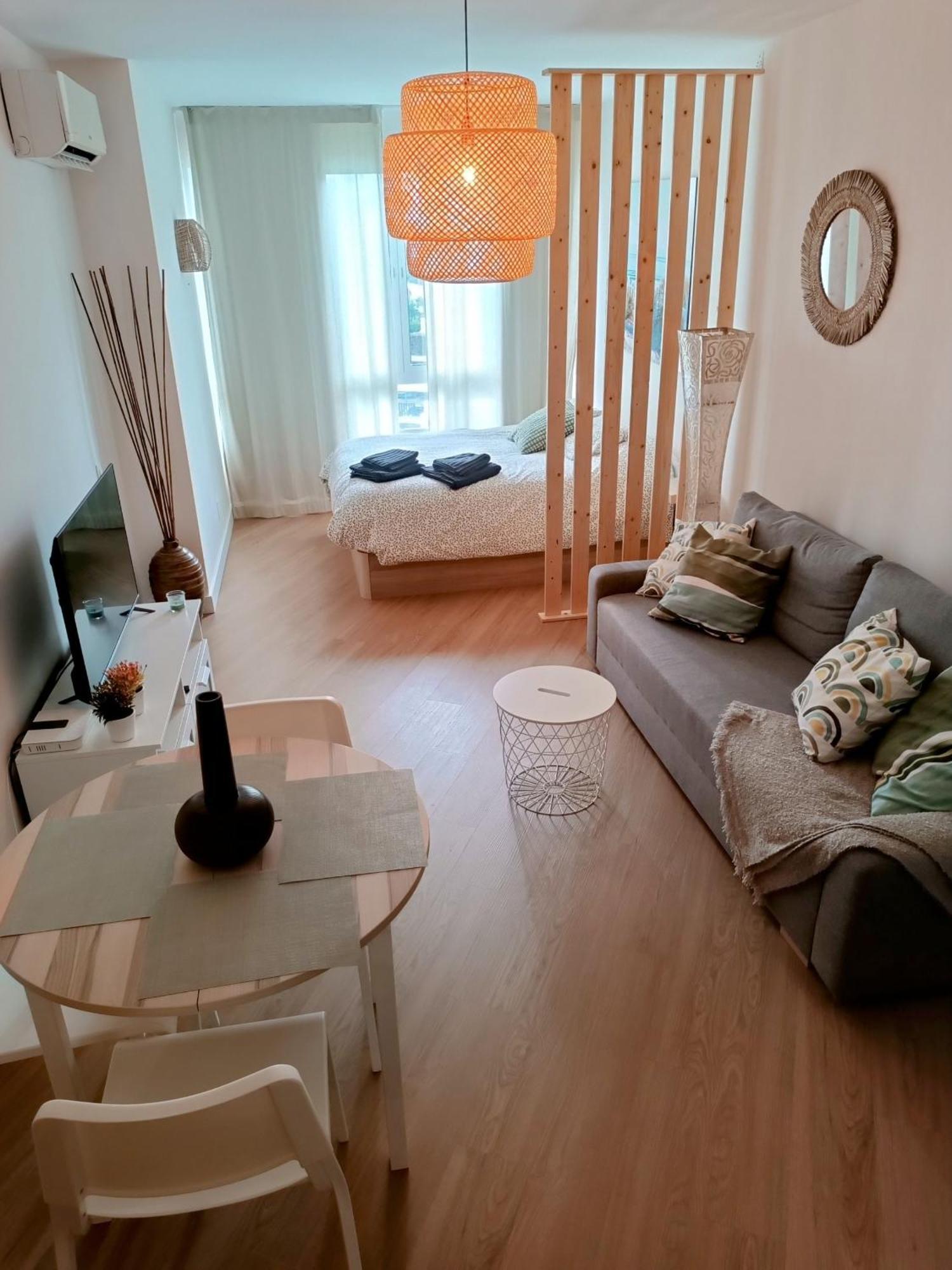 Estudio Melmar En Playamar Torremolinos Buitenkant foto
